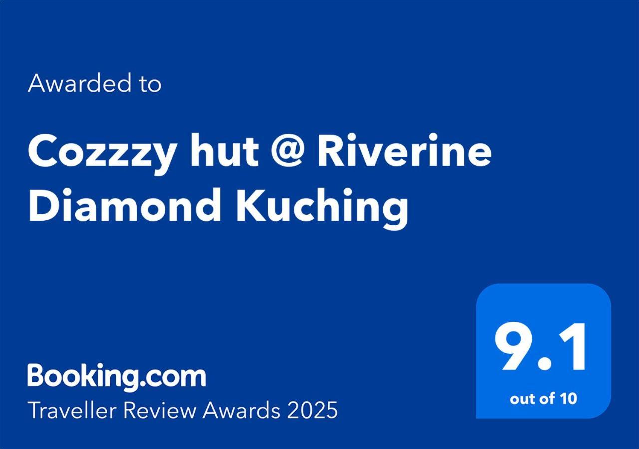 Cozzzy Hut @ Riverine Diamond 쿠칭 외부 사진